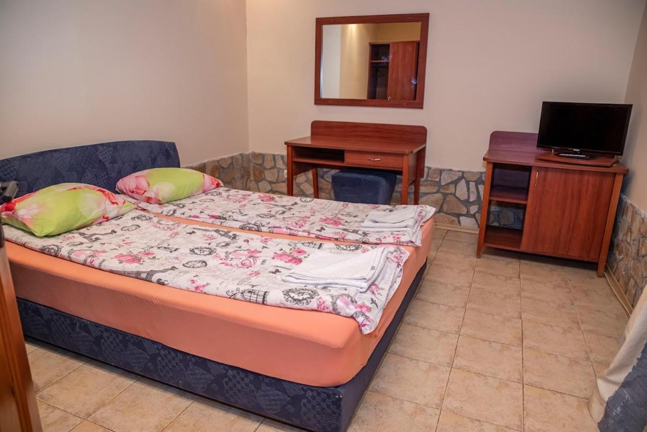 Стария Чинар Мелник Hotel Eksteriør billede